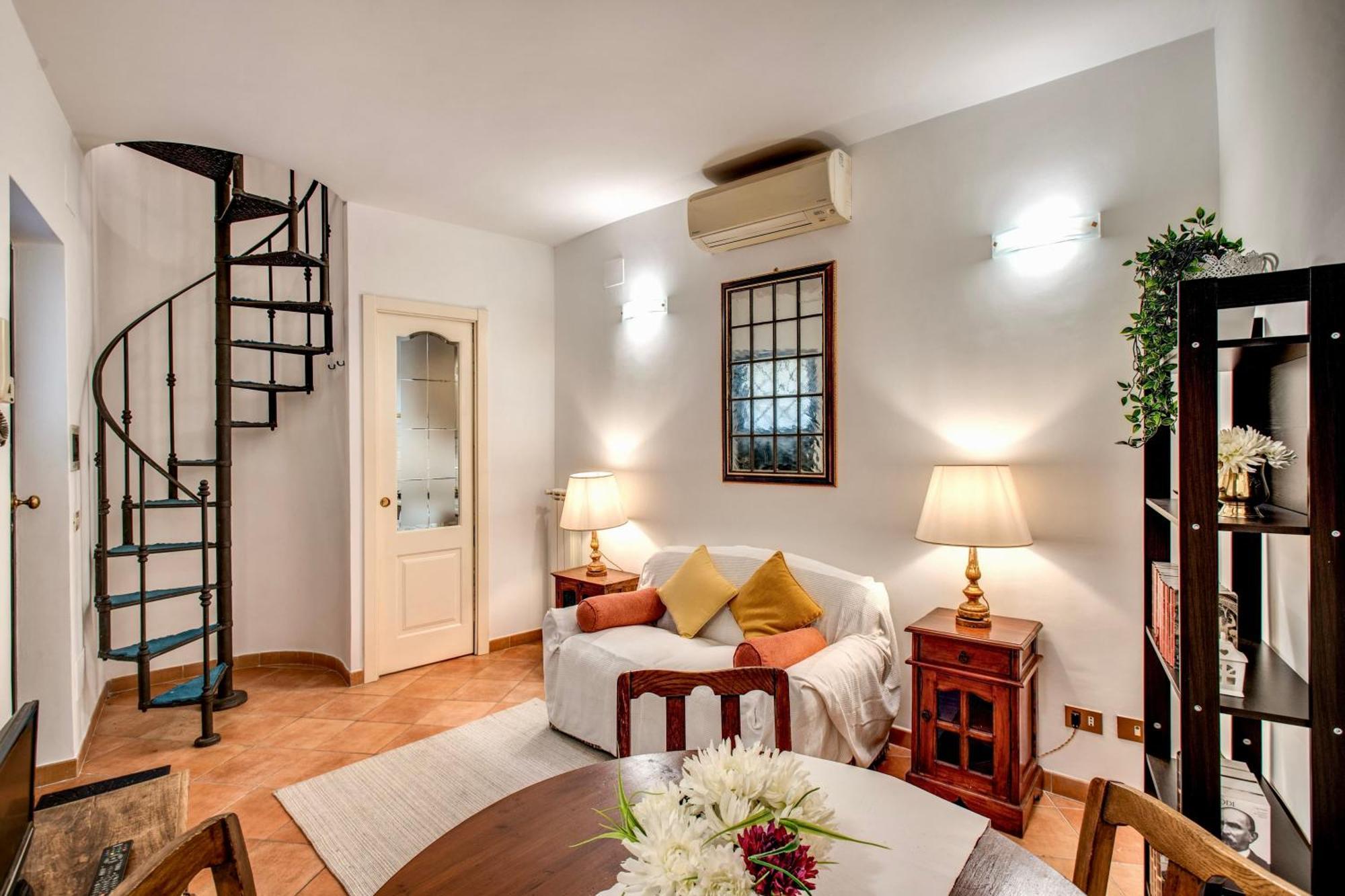 Charlotte Luxury Coronari Apartment *